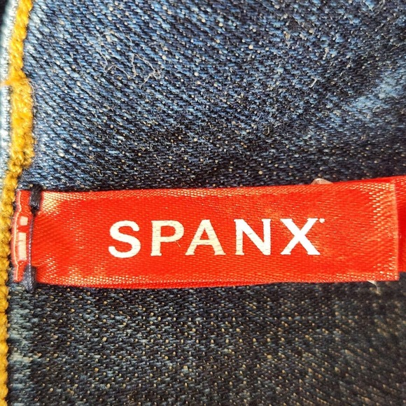 Spanx Womens Pull-On Jeans Plus Size 3X Dark Wash Flare Leg High Rise Stretch - Picture 3 of 9